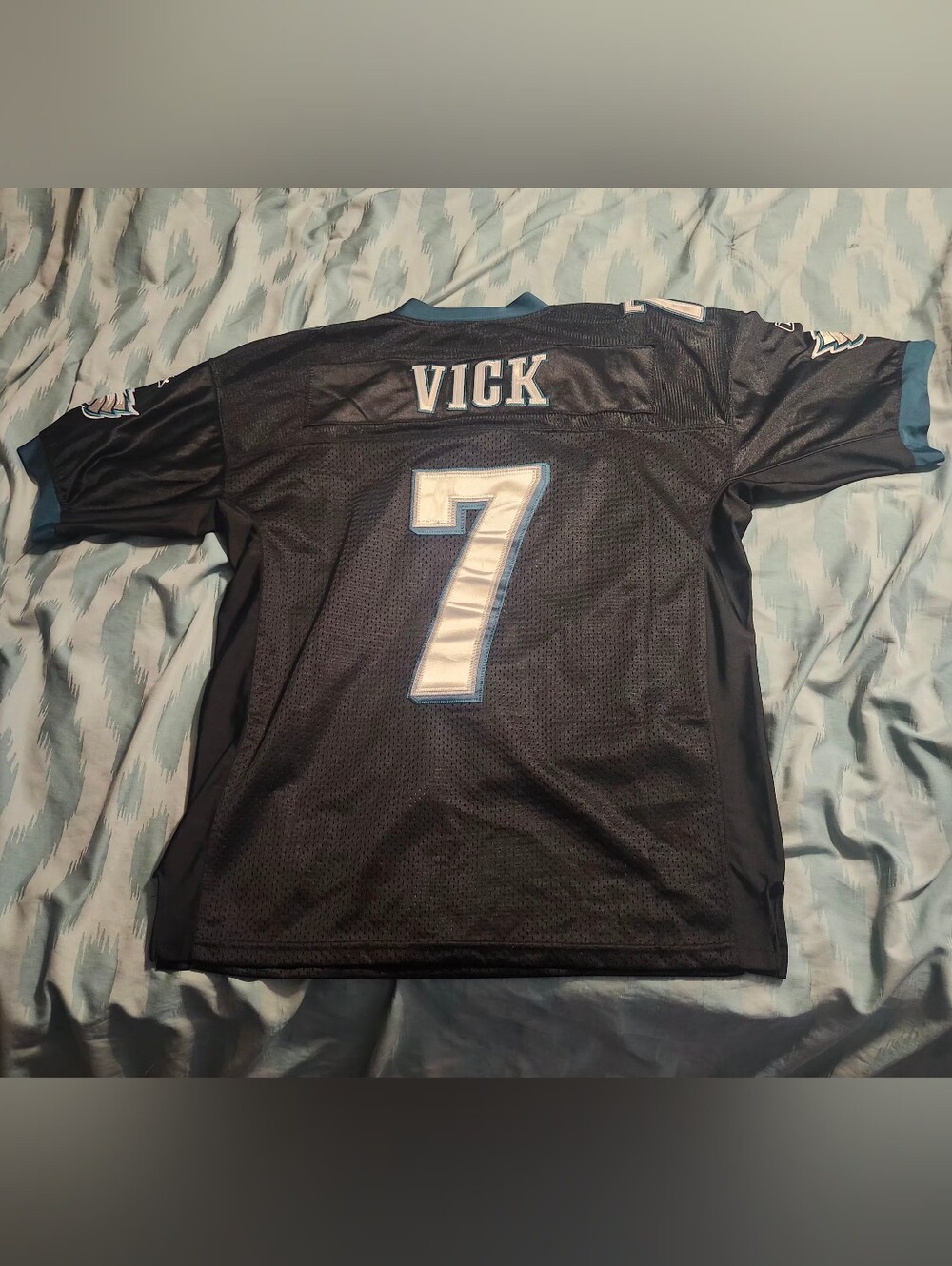 Michael Vick Reebok Official NFL Eagles #7 Jrsey V-neck Short Sleeve Mens Siz 50